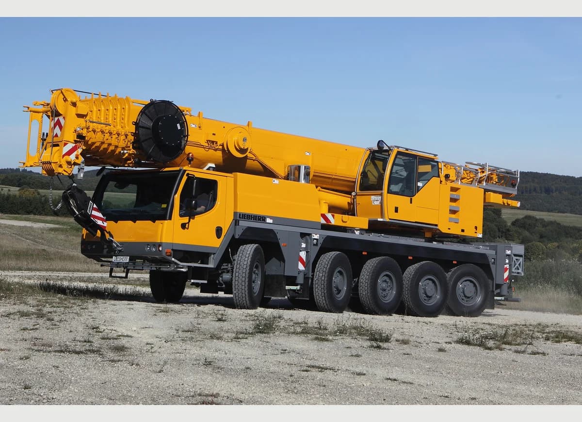 LIEBHERR LTM1100