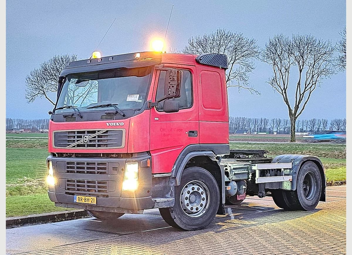 VOLVO 340